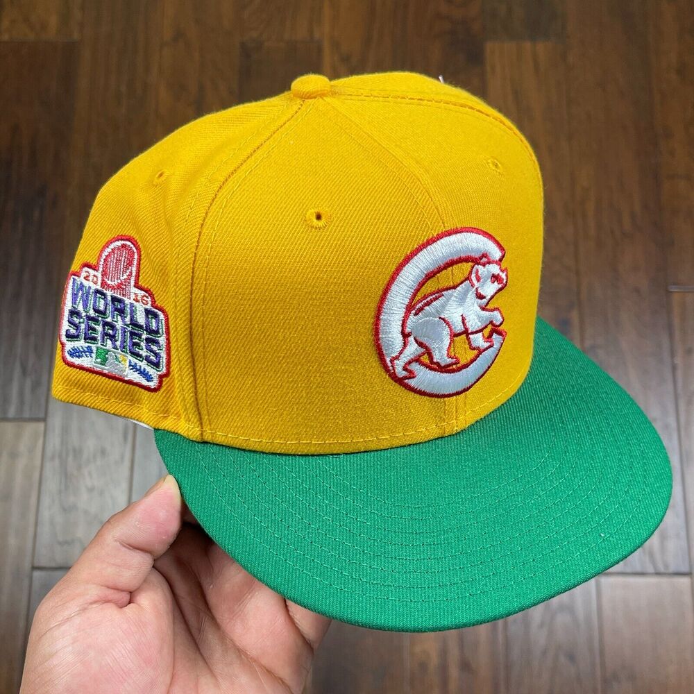Chicago Cubs Walking Bear Logo Yellow Green New Era Fitted Cap Hat size 7 5/8 H1